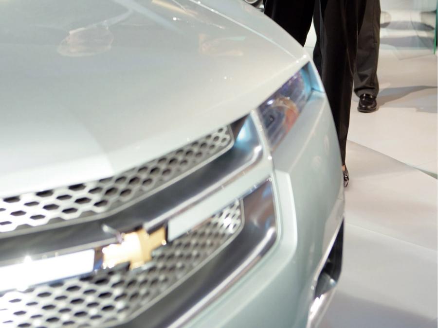  Chevrolet Volt Concept 2007 года  (фото 30 из 91)